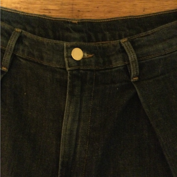 Frame cotton denim pleated jeans. Size 27.
Wide leg - Picture 3 of 5